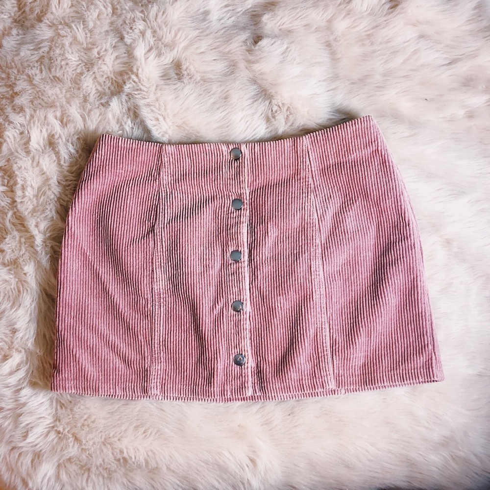 Forever 21 | Button up light pink skirt